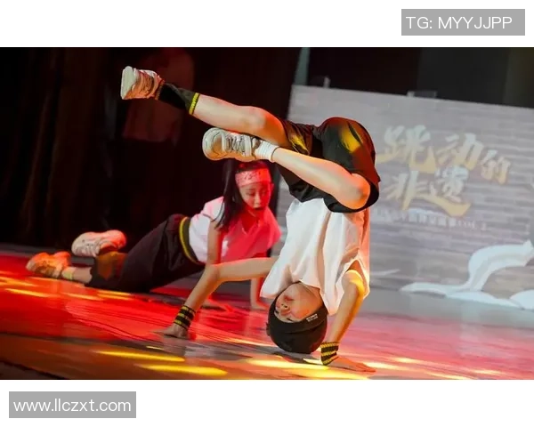 武汉街舞队与上海街舞队赛后复盘分析意识碰撞与战术较量